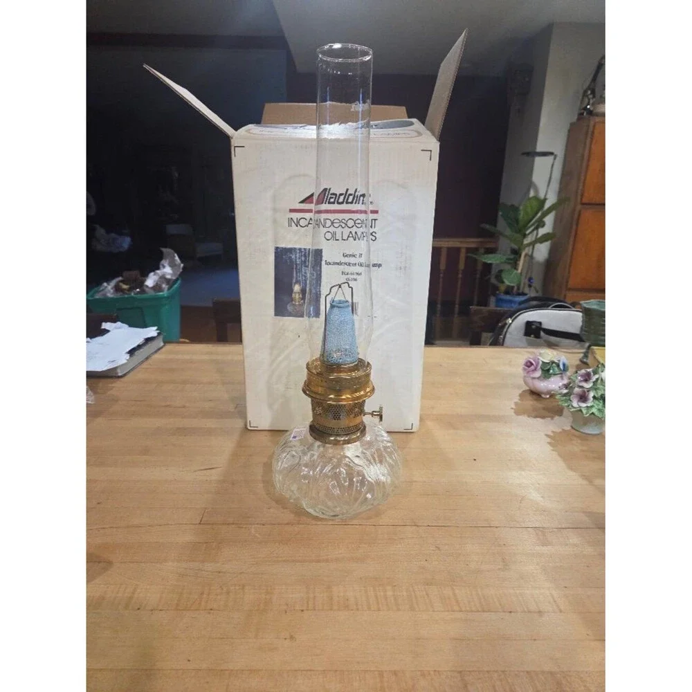 Vintage Aladdin Genie III Clear Glass Incandescent Oil Lamp NIB Model C6106